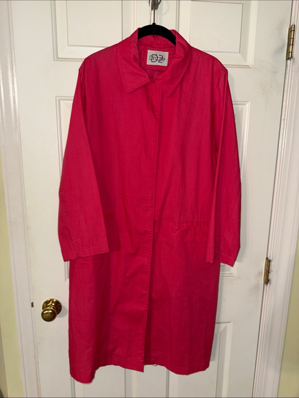 Saks Fifth Avenue Hot Pink Trench Coat by D2 Drizzle Size Women’s  12